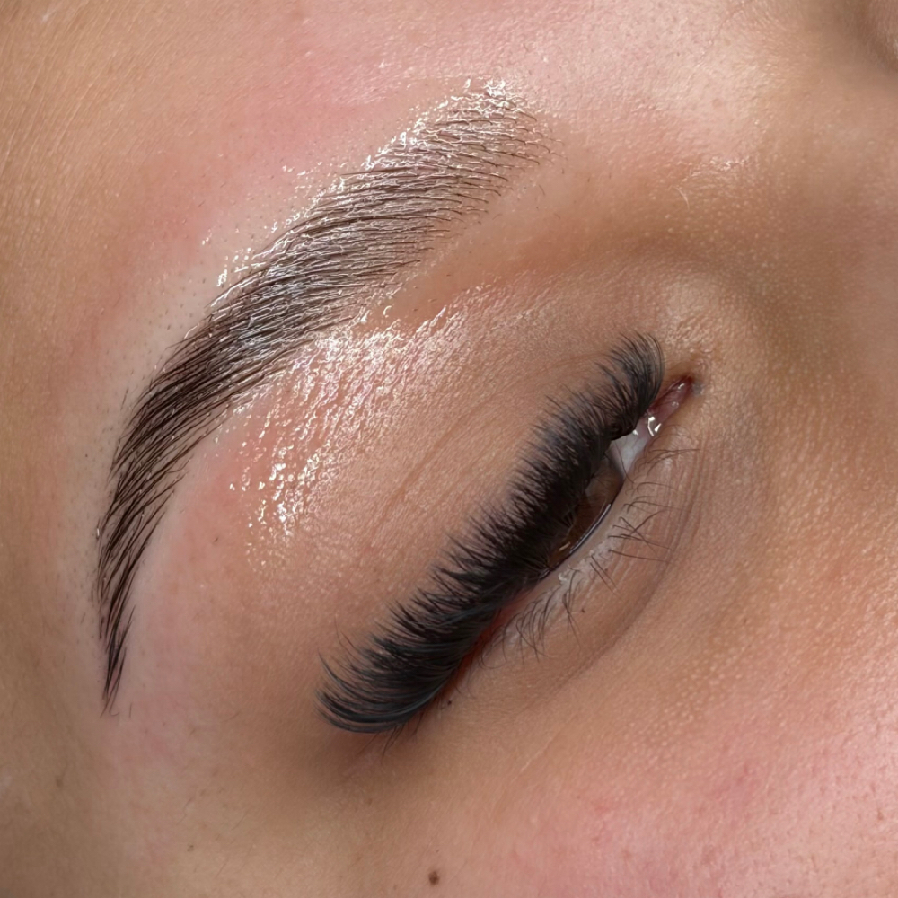 Volume Set at Polish Me Pretty in Eagle Pass, TX