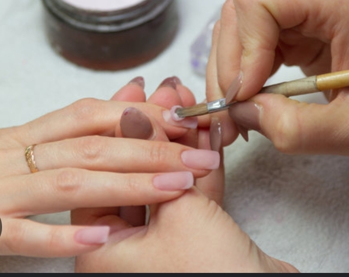 Short - Med Acrylic