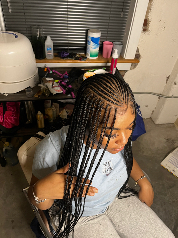 Small Layered Knotless