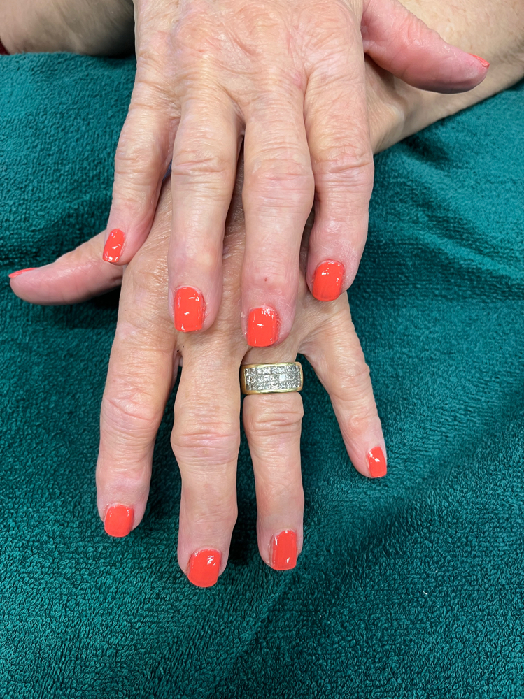 Regular Manicure
