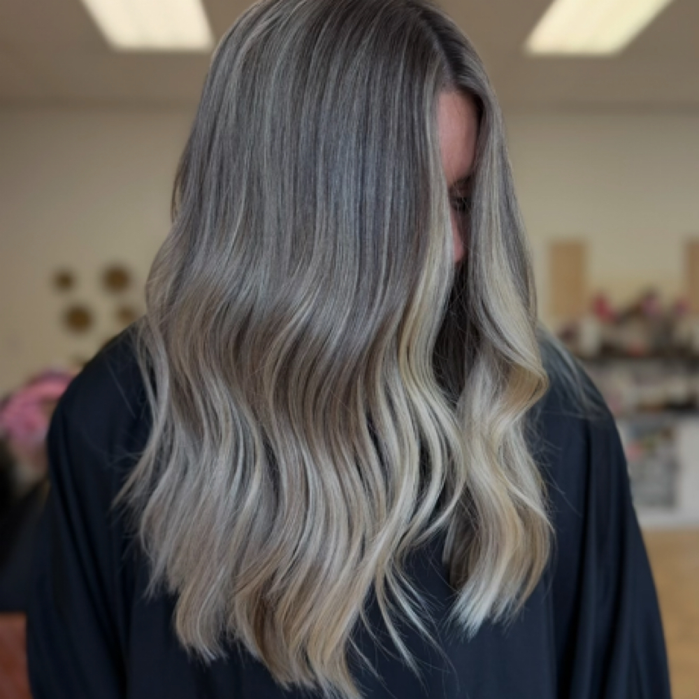 Face Framing Highlights at Feathered Foils By Kaitlyn Lane in Santa Fe, TX