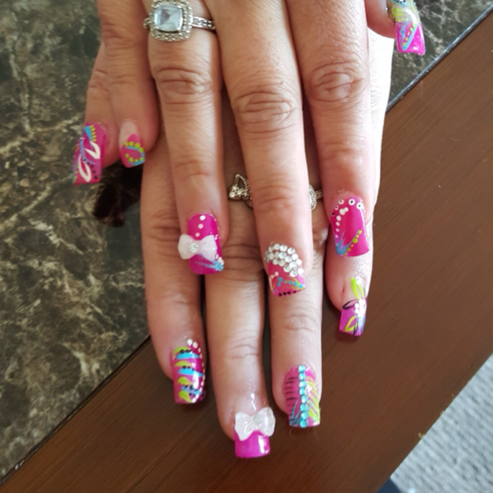 Nail Art Training Courses at 330’s Salon & Spa in Toledo, OH