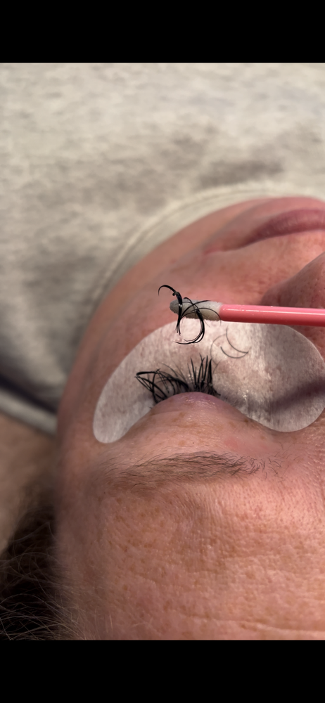 Lash Removal