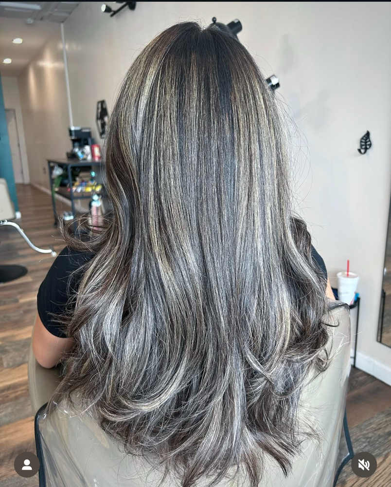 Haircut & Blowdry