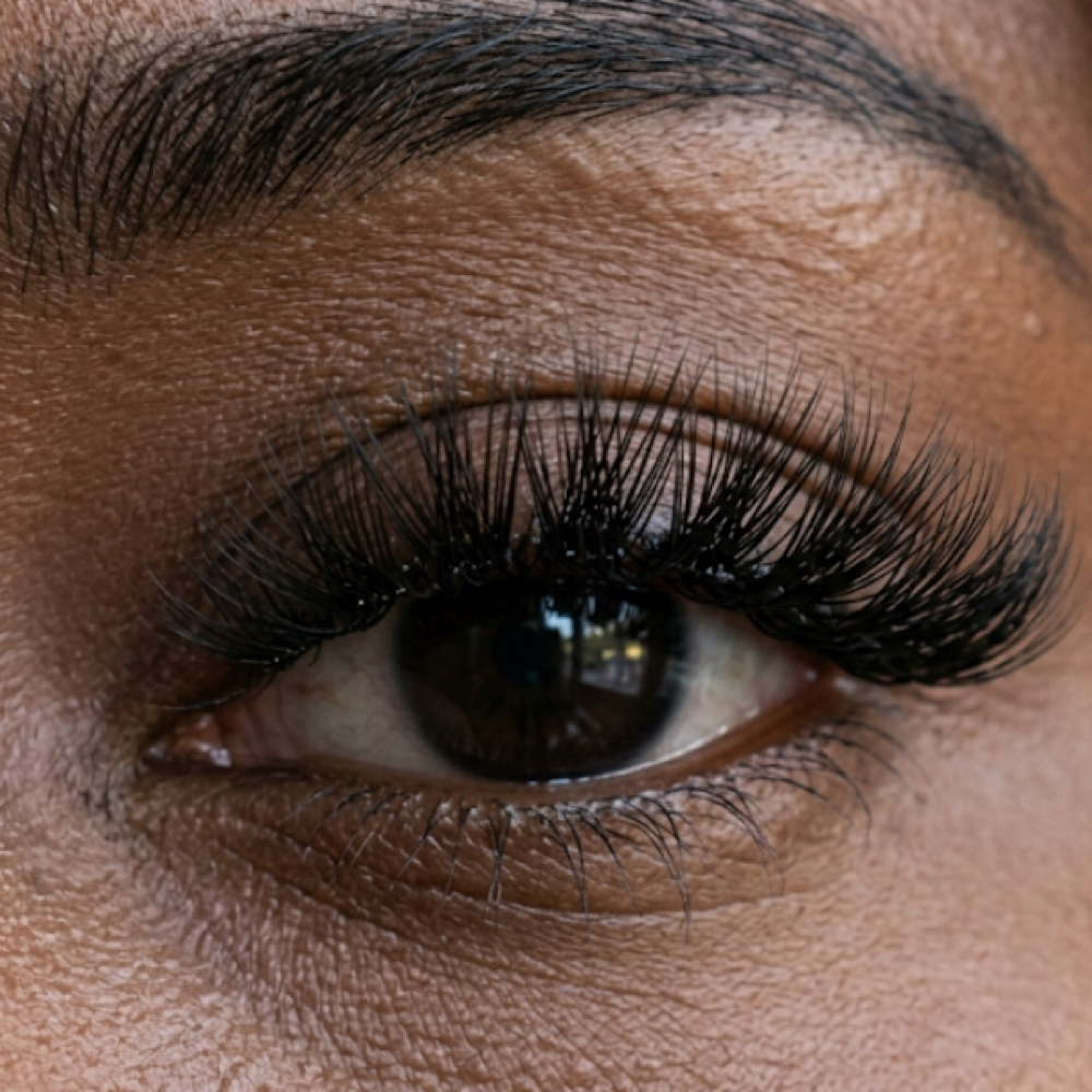 Mega Volume Cluster Lash at The Glow Up Aesthetics Bar in Naugatuck, CT