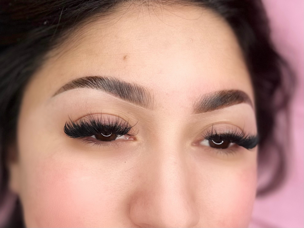 Eyebrow Lamination & Tint