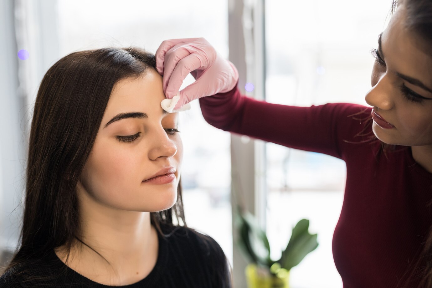 Eye Brow Tinting & Shaping