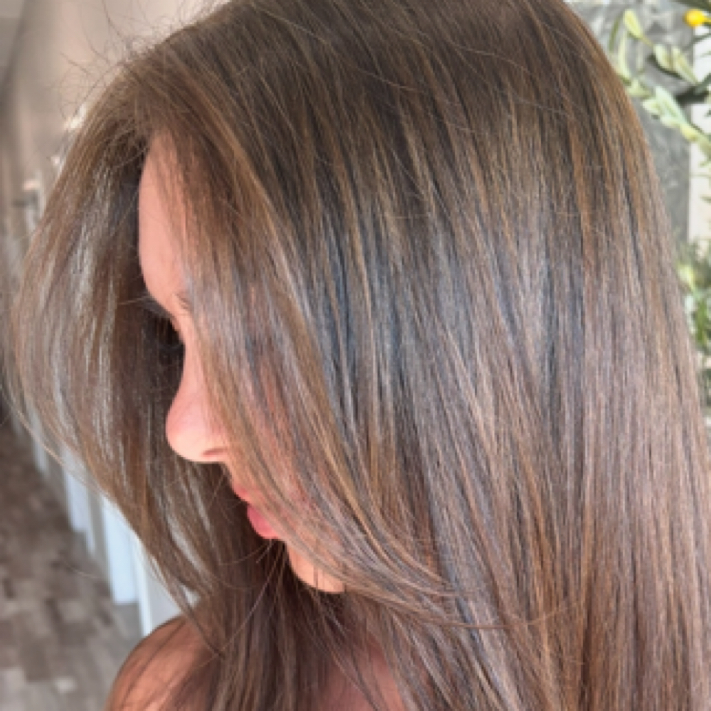 Single Process & Haircut Style at Sólane by Shailee in Naples, FL