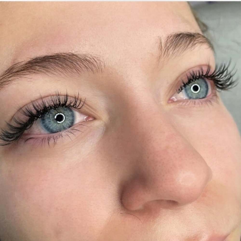 Pestañas Hibridas,Aspecto mojado cl at Dream lashes and brows in Glendale, AZ
