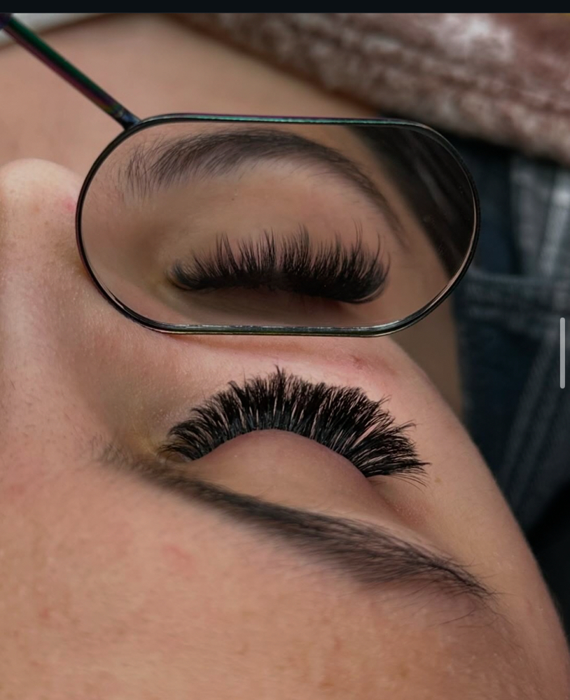 Volume Lashes