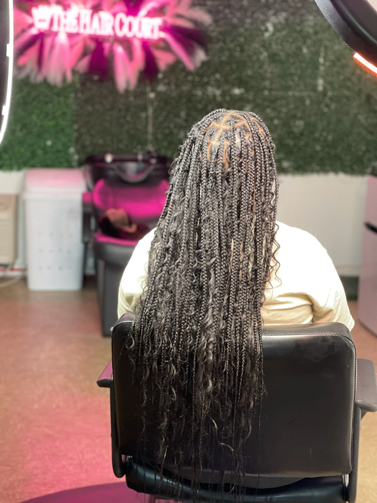 Medium Boho Knotless Braids