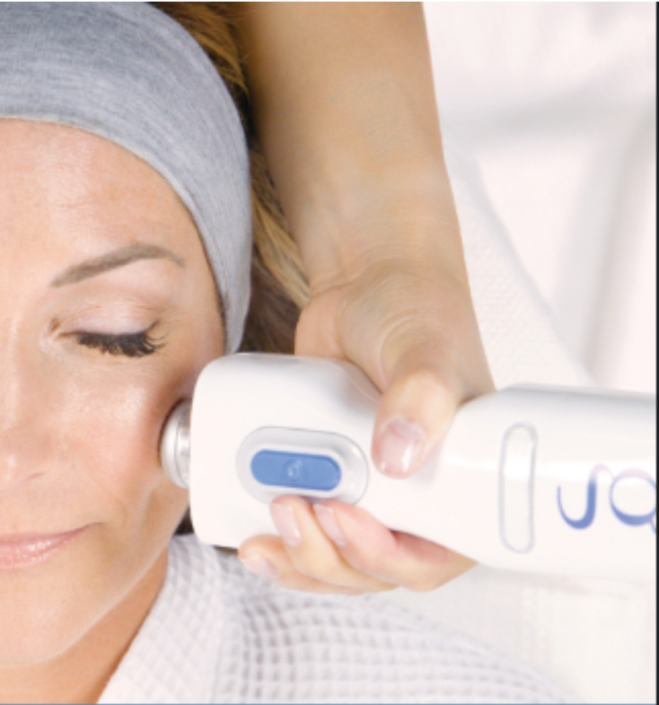 Glacial Skin Fx Gloss Treatment