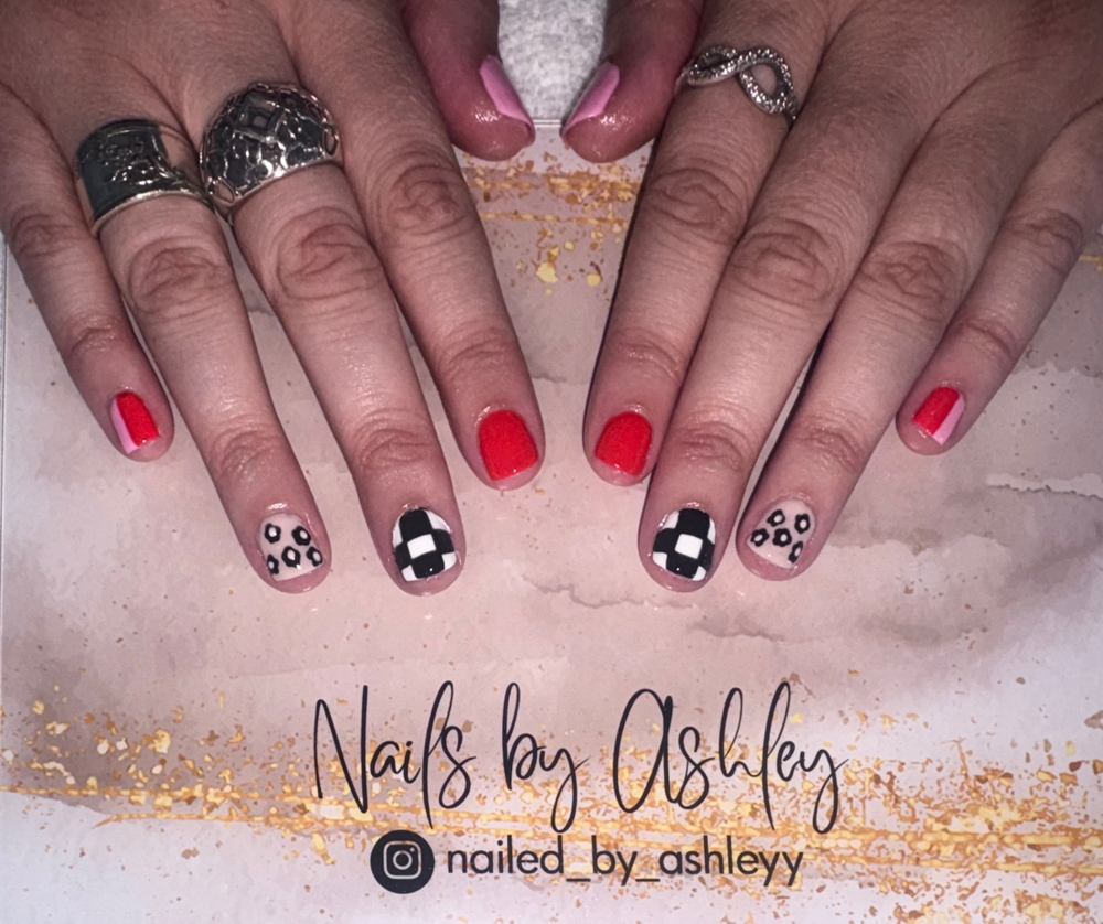 Gel Manicure [ashley]