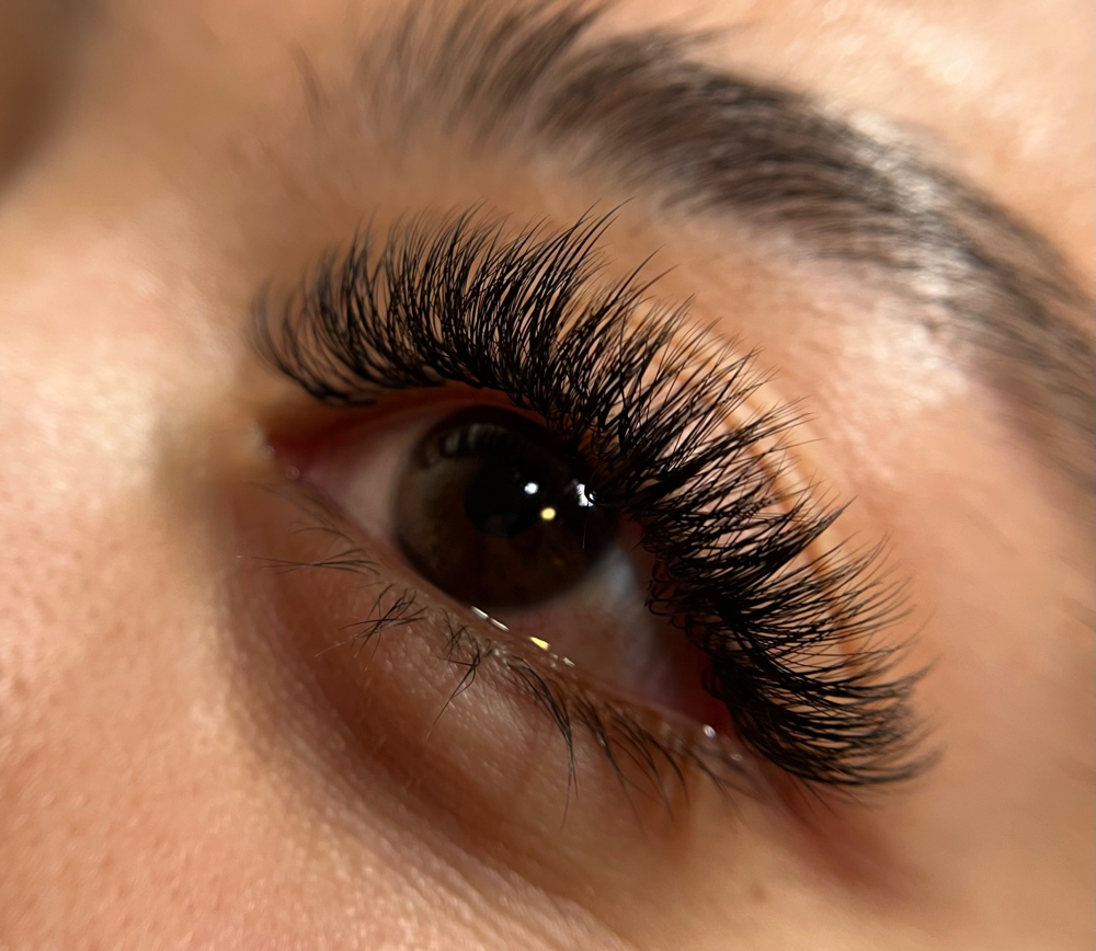 Hybrid Lash Extensions