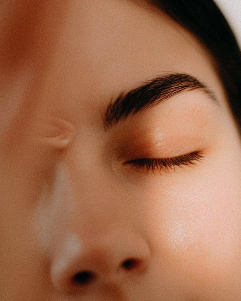 BROW WAX + Signature Brow Mapping