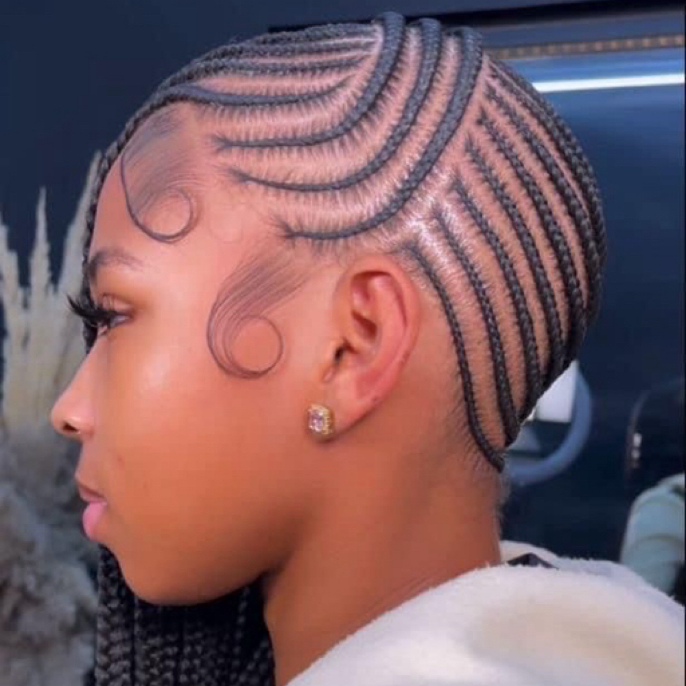 Lemonade Braids at MsDeein Luxury Salon in Carrollton, TX