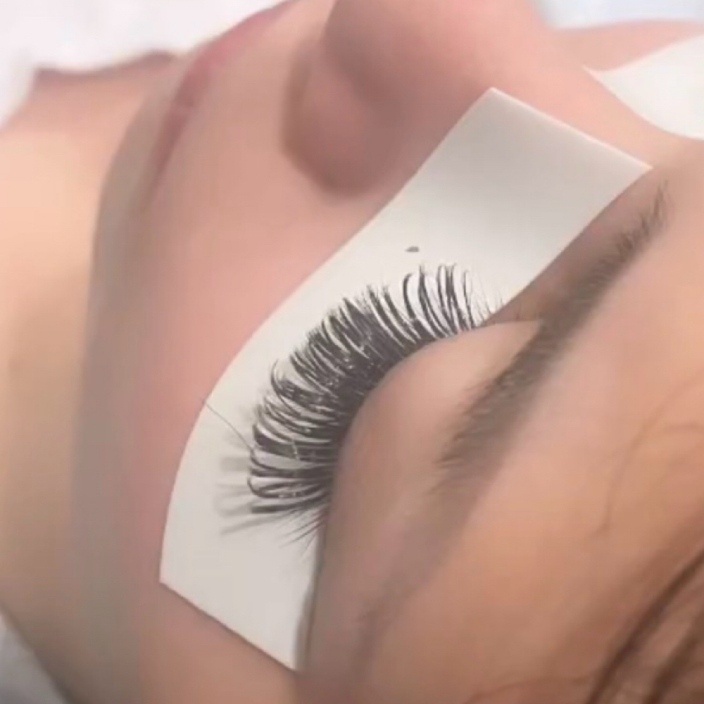 Classic/Wet Set at Lush Lashes Studio in Sherwood, AR