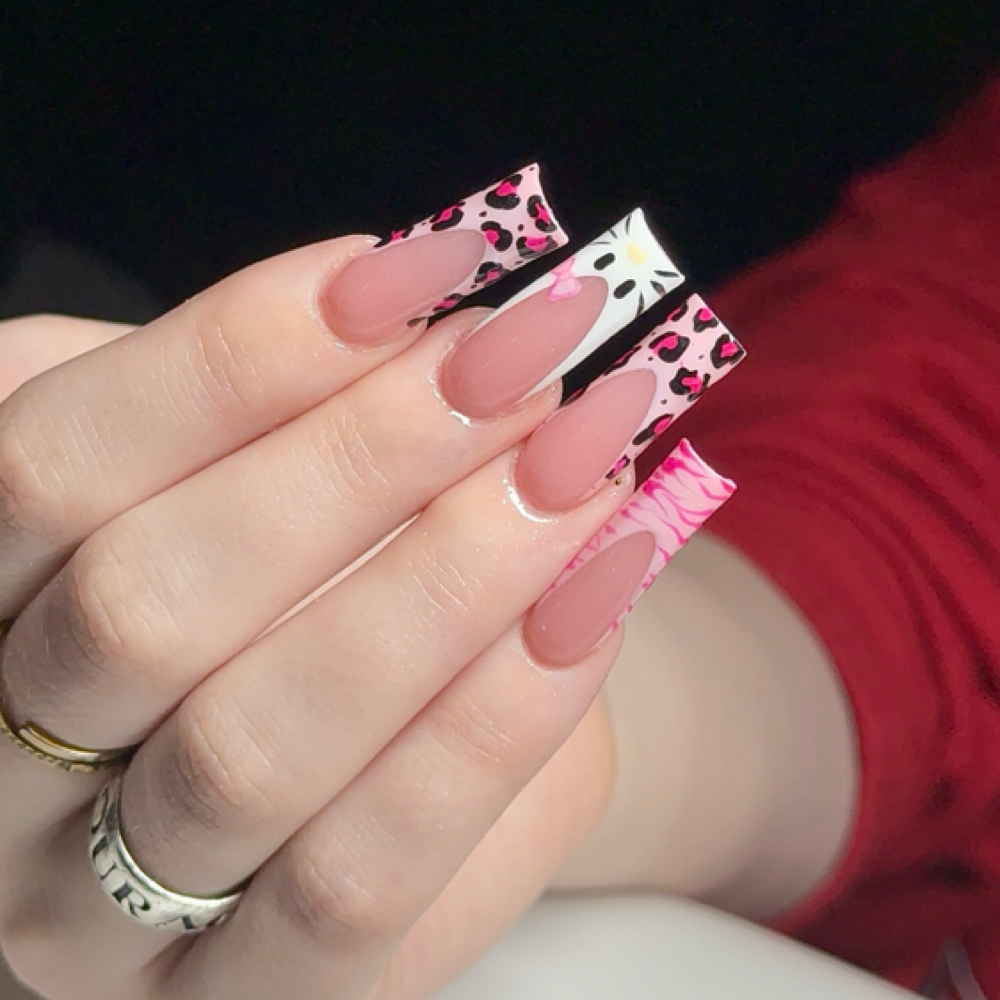 long acrylic at Jordan’s Creations in brandon, FL