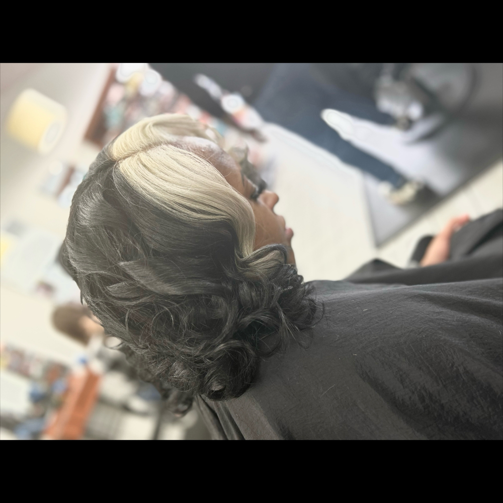 Money Piece Foils/ Accent Blonde