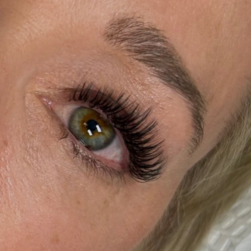 Angel Fullset at Beauty Vault By Bella in North Olmsted, OH