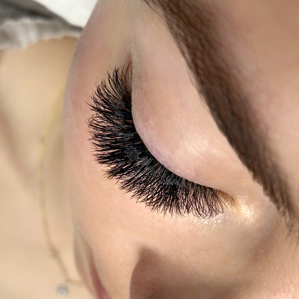 Customizable Full Set at Lotus Lash Artistry in Tucson, AZ