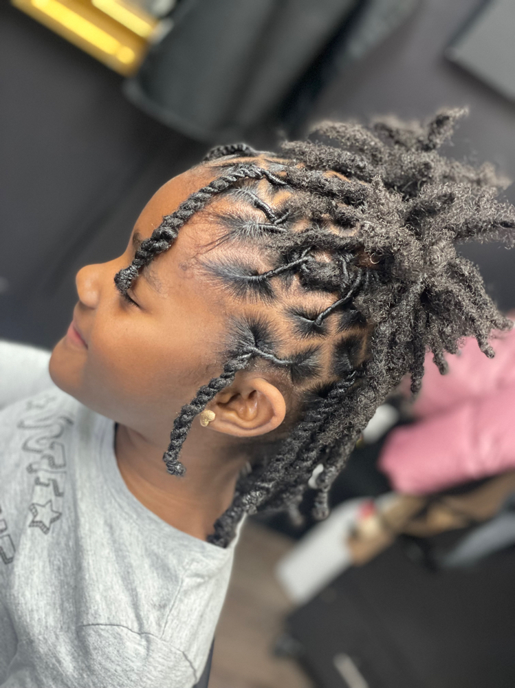 Ear Length & Above Loc Style