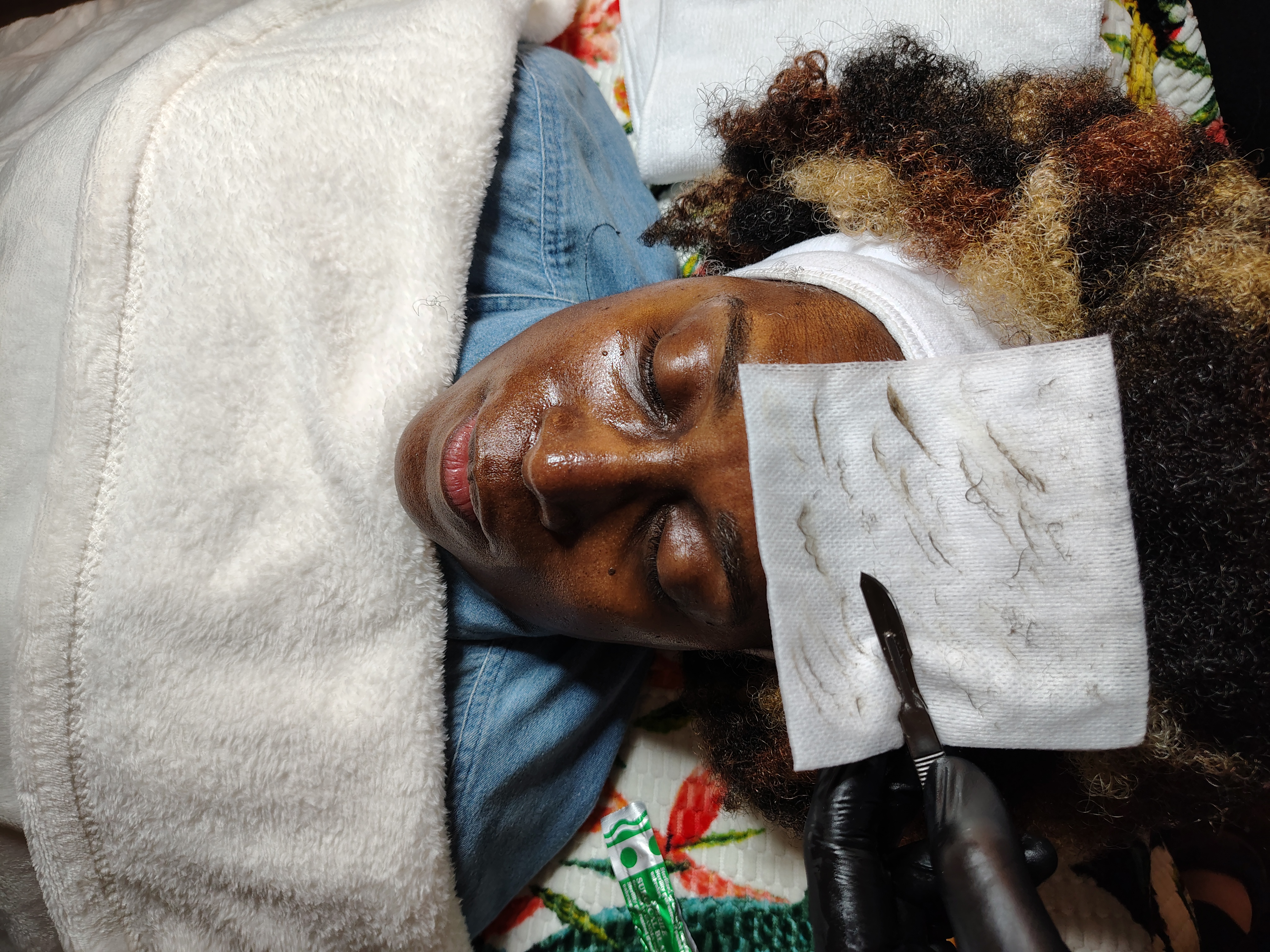Dermaplaning Facial