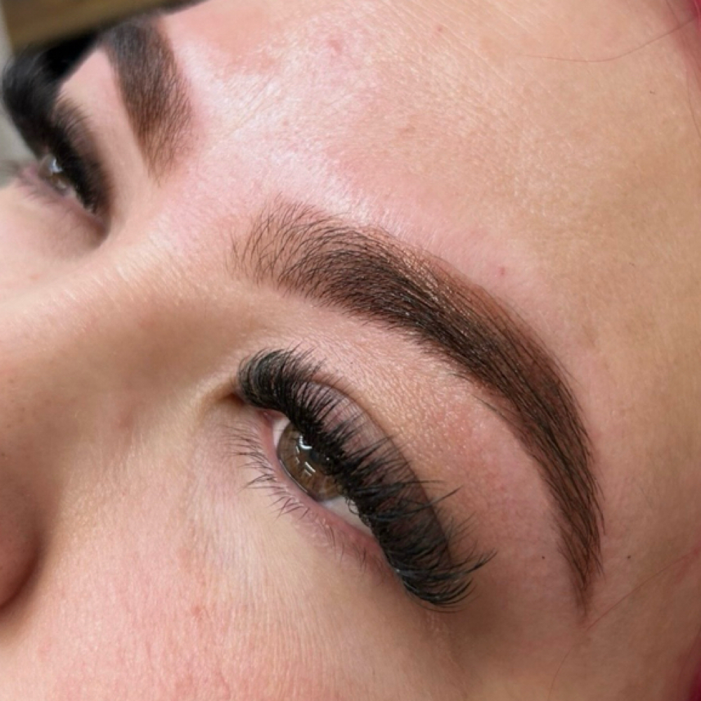 Brow Sculpting Wax & Tint