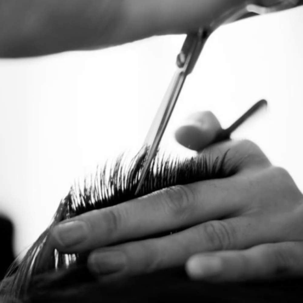 Junior Luxe Cut at Hue Haus Hair Studio in Greenwood, IN