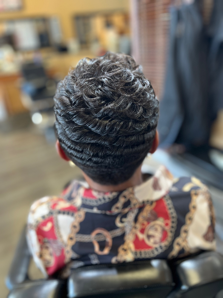 Classic Short (shampoo&style) at Innovative Hair Studio in Cincinnati, OH