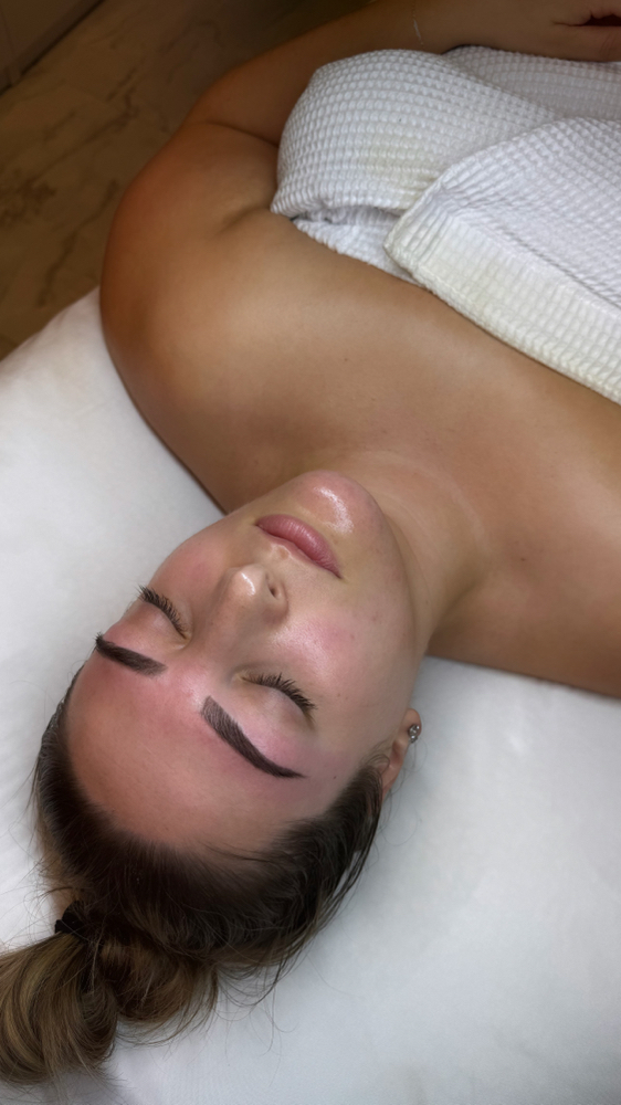 Dermaplaning Facial