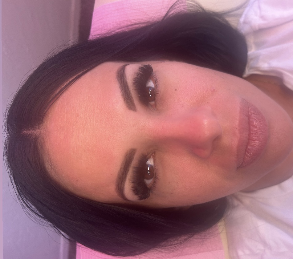Mega Volumen at Anisliuvis Castellanos in Dallas, TX