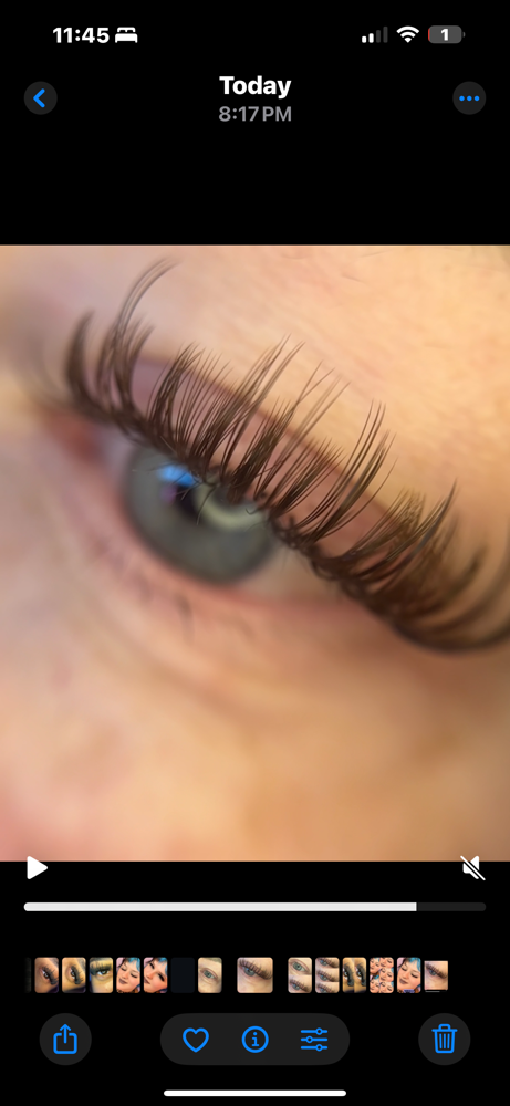 Wet/mascara Style