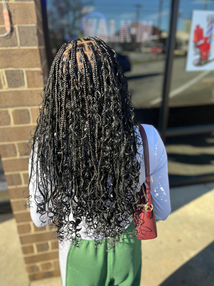 knotless braids (small)