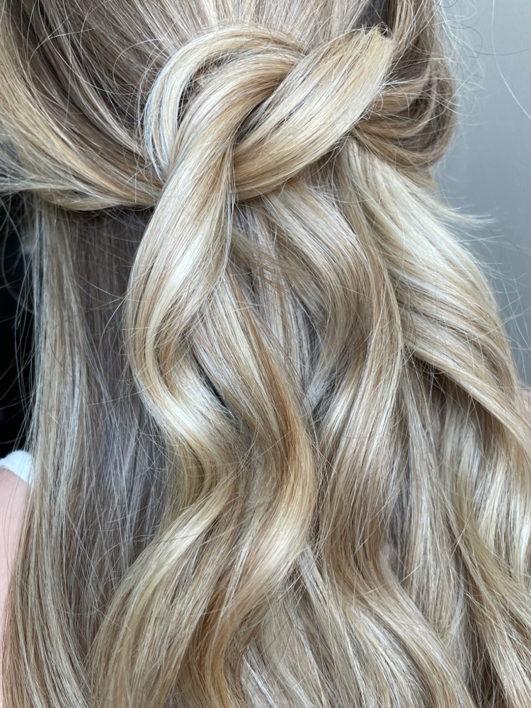 Gloss at Casa Blanca Beauty Salon in Olympia, WA