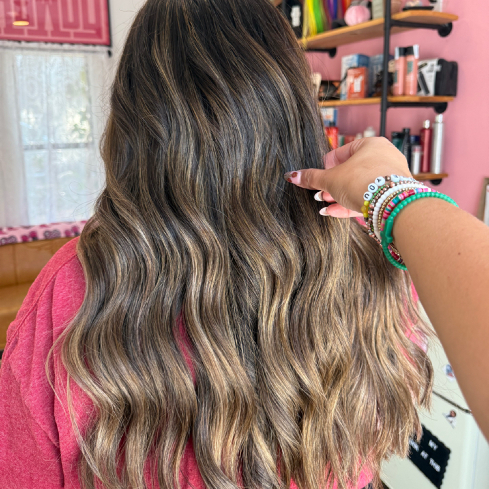 Consultation at MadBeautifulSalon in Ingram, TX