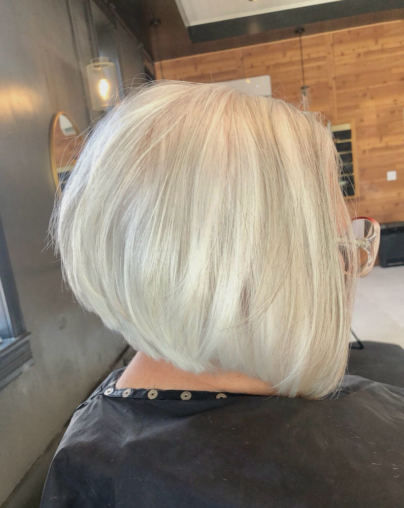 Shampoo Style And Cut