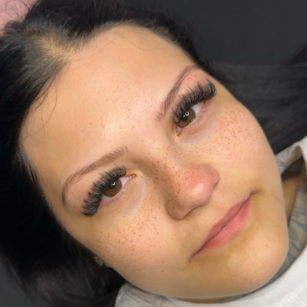 3 WEEK FILL IN at Lush Lashes in Laurel, MS