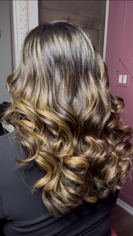Hair Style Curls Only at Beauty Bloom in San Antonio, TX