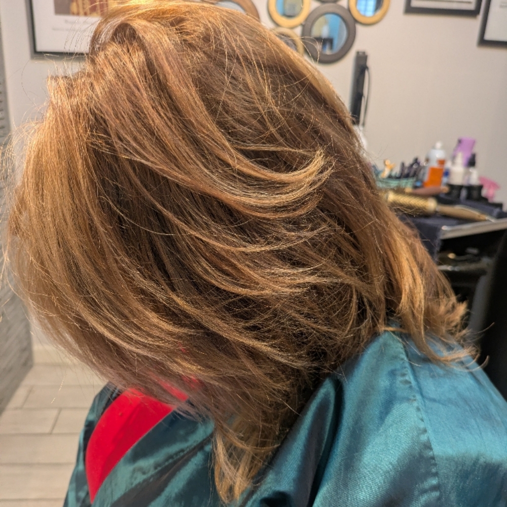 The Refresh (10 Foils+Roots+Style) at Cornucopia Hair Atelier in Memphis, TN