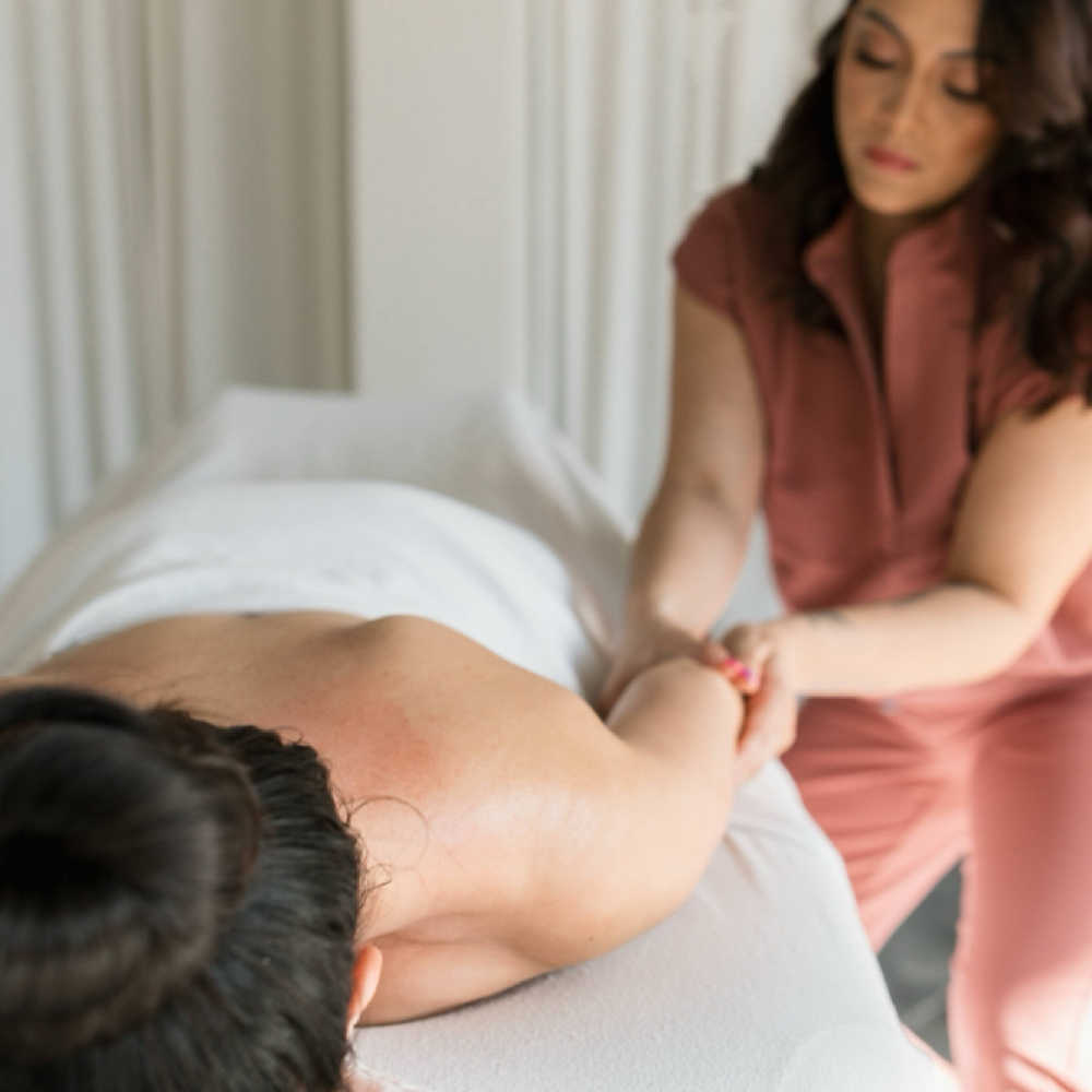 Therapeutic Trips Signature 🫶 at Therapeutic Trips in Plantation, FL