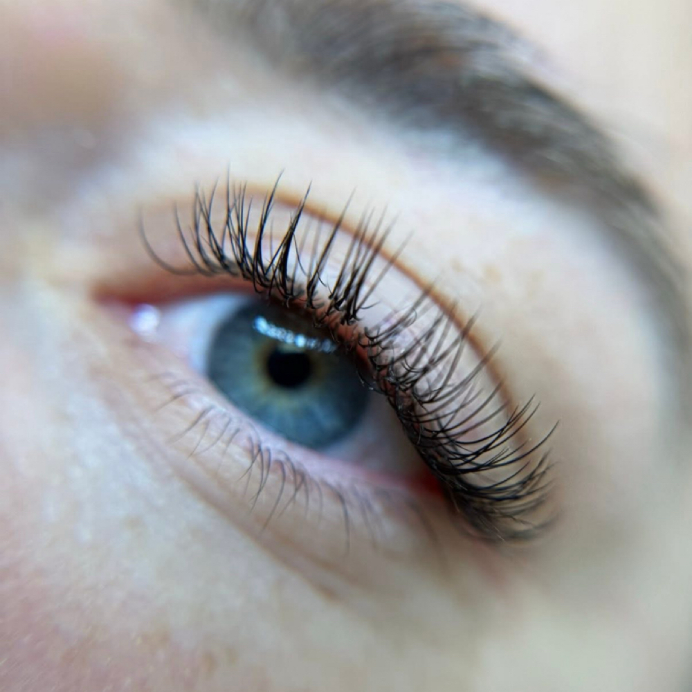 NEW CLIENTS $25OFF Classic Set at BeautyZen Lashes in Newton, MA