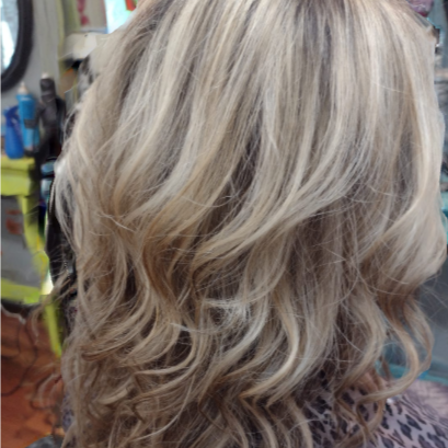 FACE FRAMING HIGHLIGHTS at Southern Styles Salon & Spa, LLC in Ludowici, GA