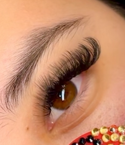 Volume Lashes ✨