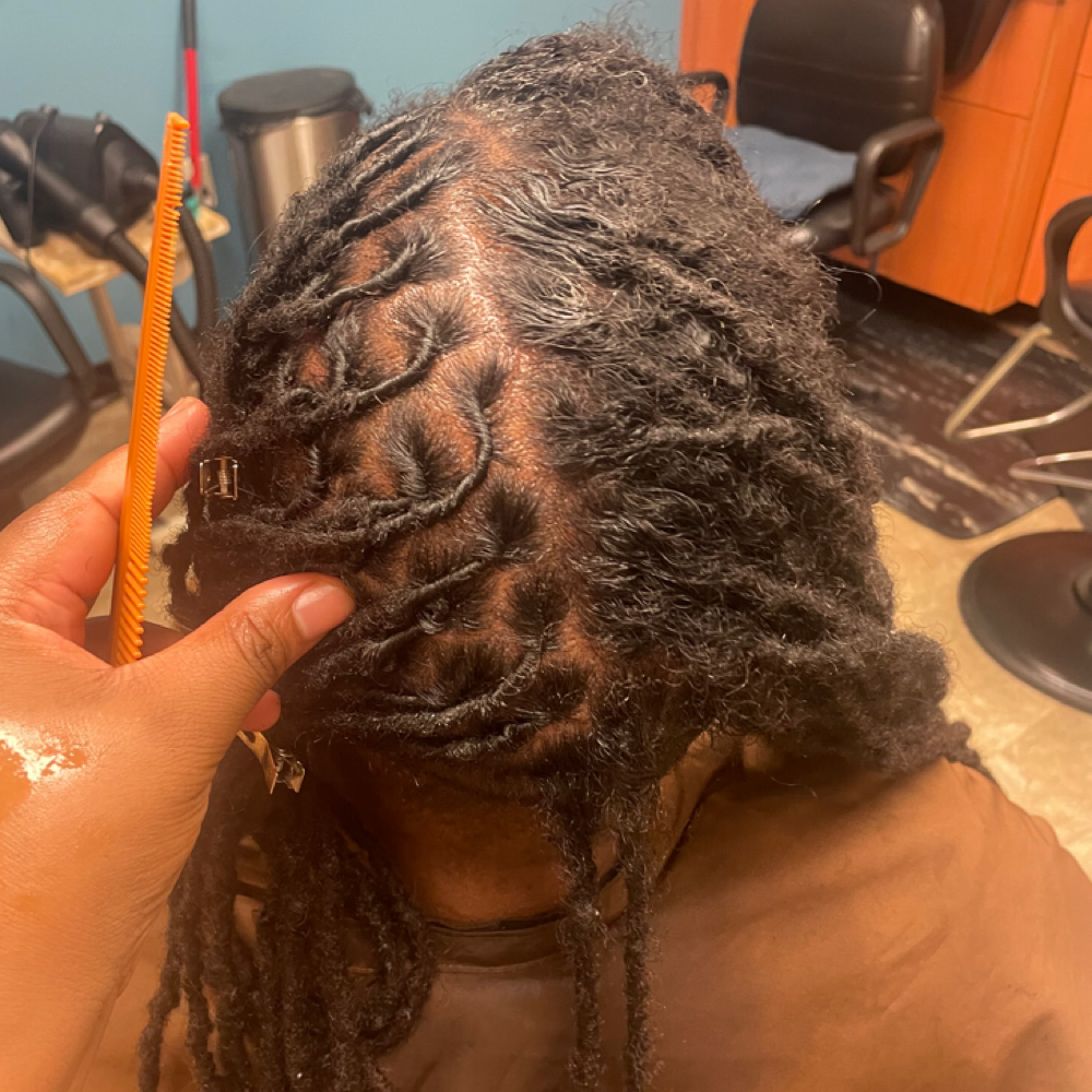 Loc Maintenance, Loc Re-twist at Hair By ElahVee in Omaha, NE