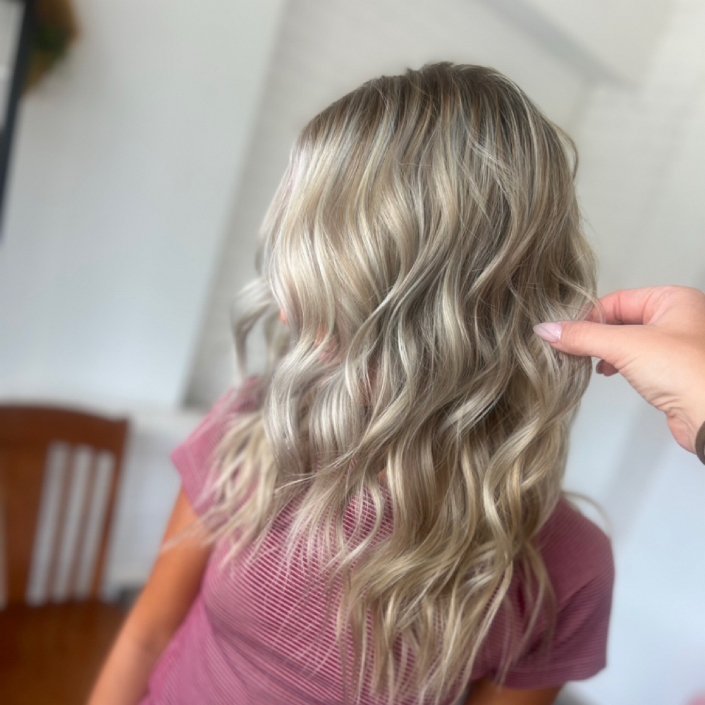 Full Highlights at Mane Character Beauty in Kingsport, TN