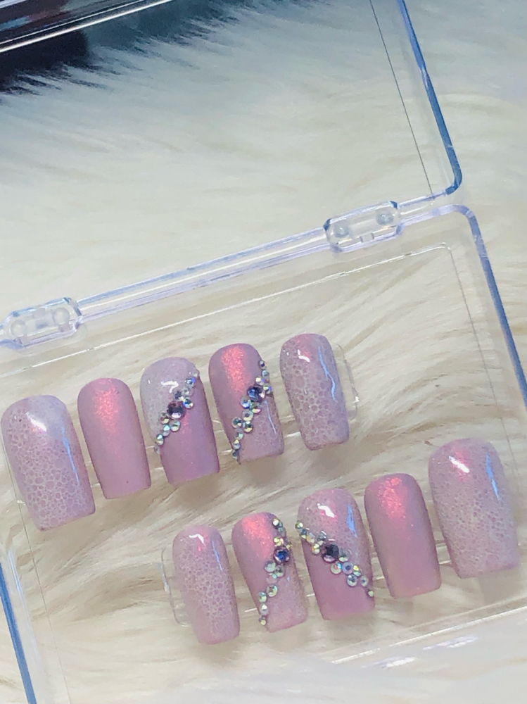 Press Ons at White orchid nails in Bullhead City, AZ