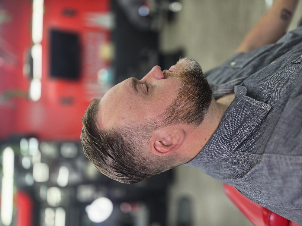 Mens Cut And Basic Beard