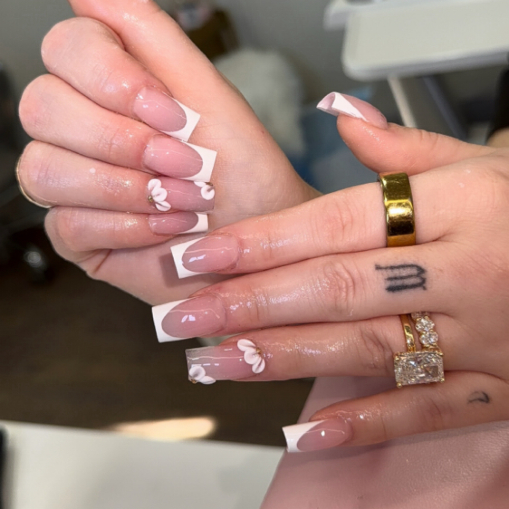 Full acrylic set with design at nailzbyamyyy in cedar park, TX