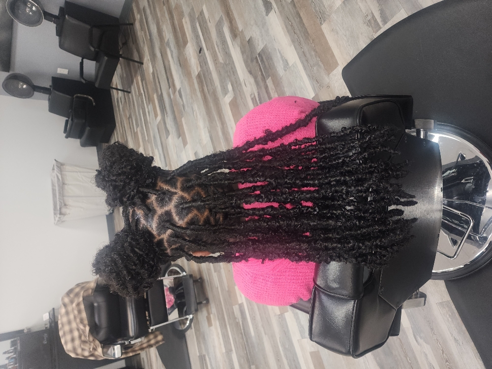 Butterfly Locs (Hair Not Included)